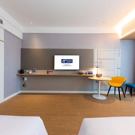 Holiday Inn Express Nanchang Riverside By Ihg Esterno foto