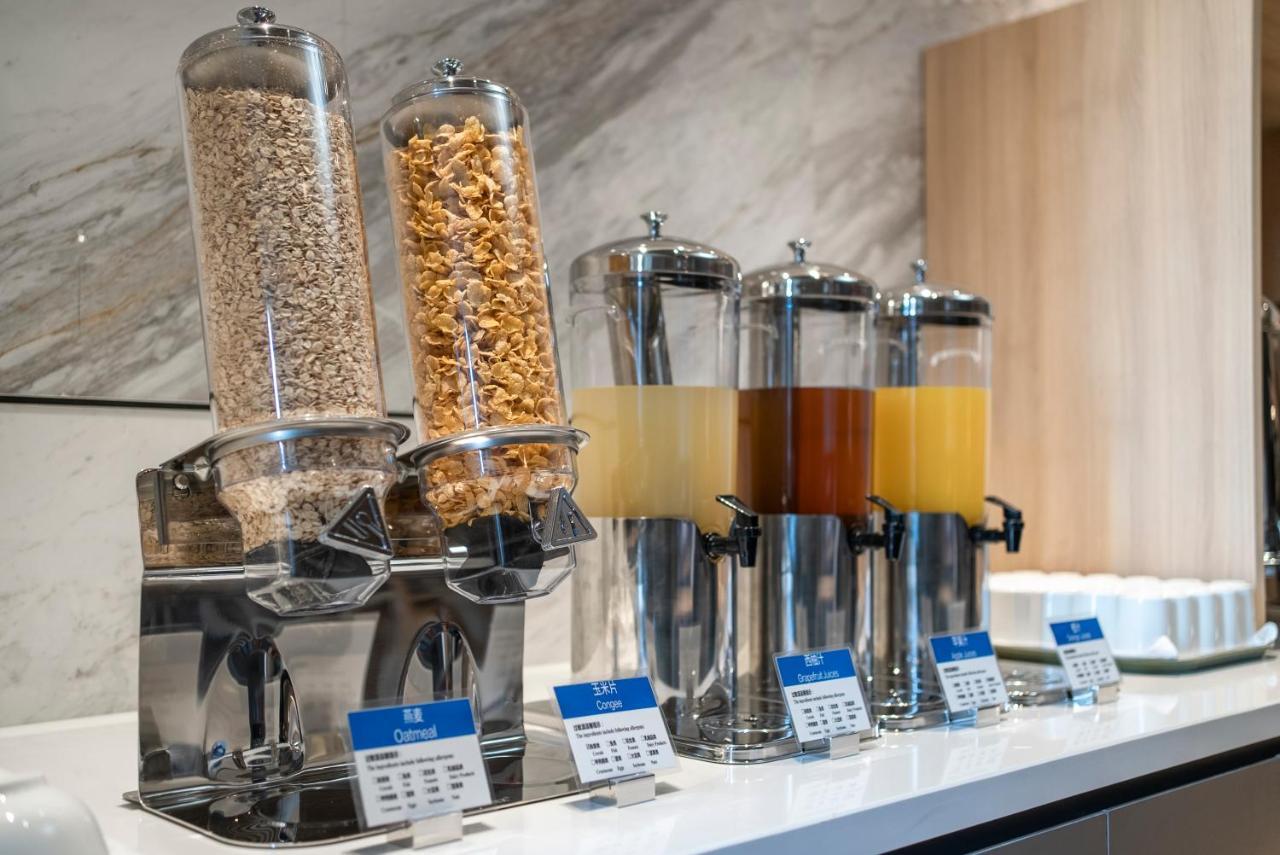 Holiday Inn Express Nanchang Riverside By Ihg Esterno foto
