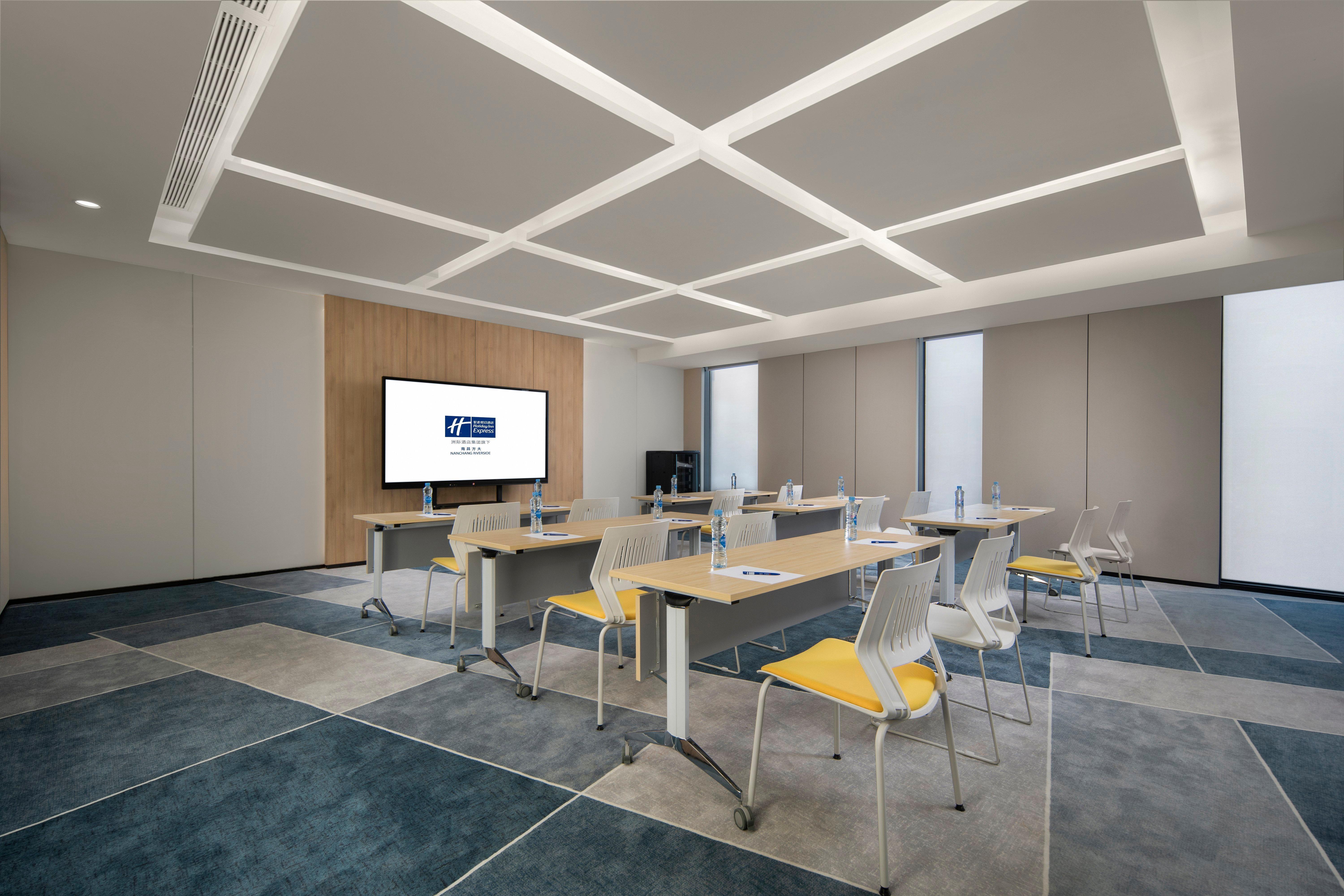 Holiday Inn Express Nanchang Riverside By Ihg Esterno foto