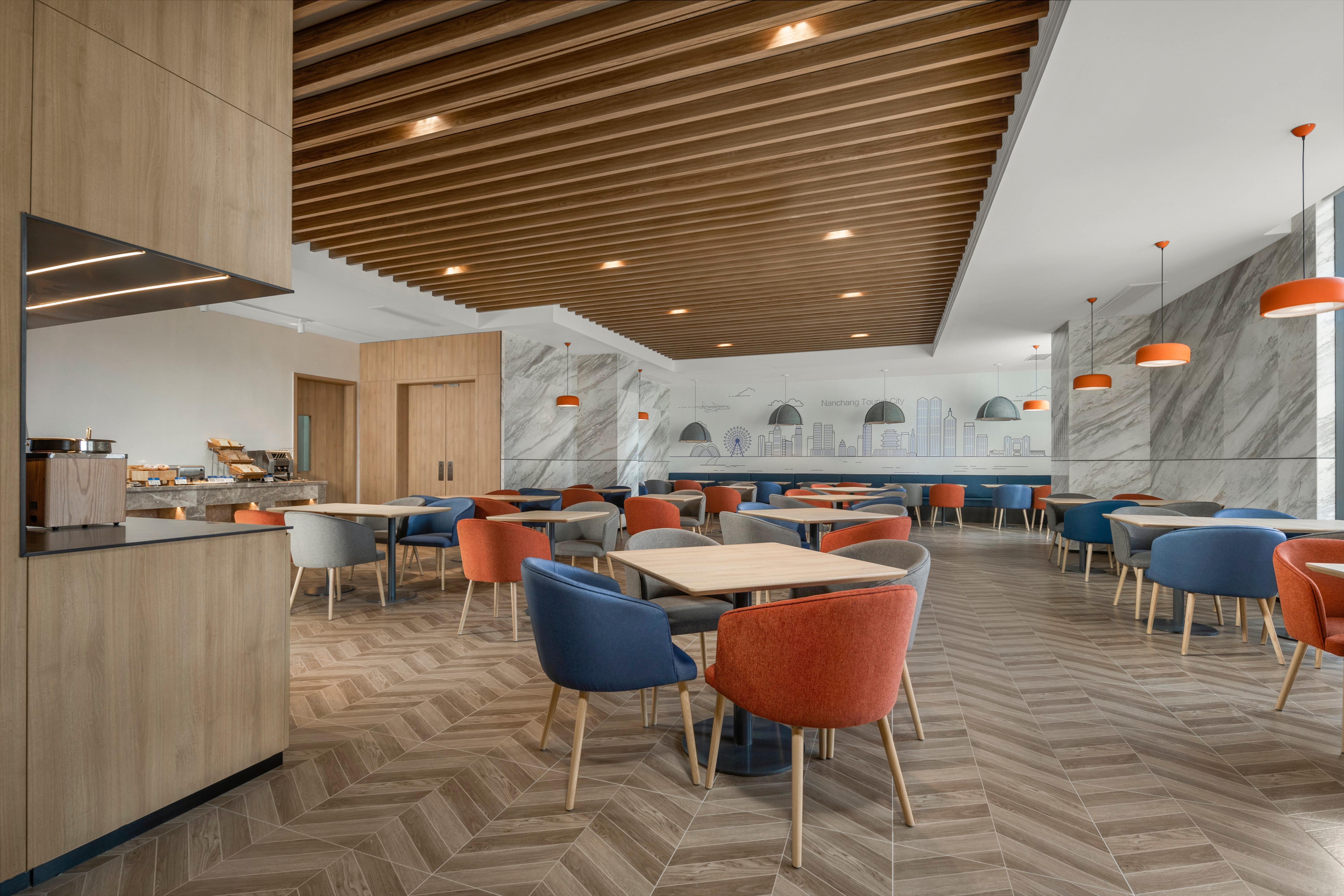 Holiday Inn Express Nanchang Riverside By Ihg Esterno foto