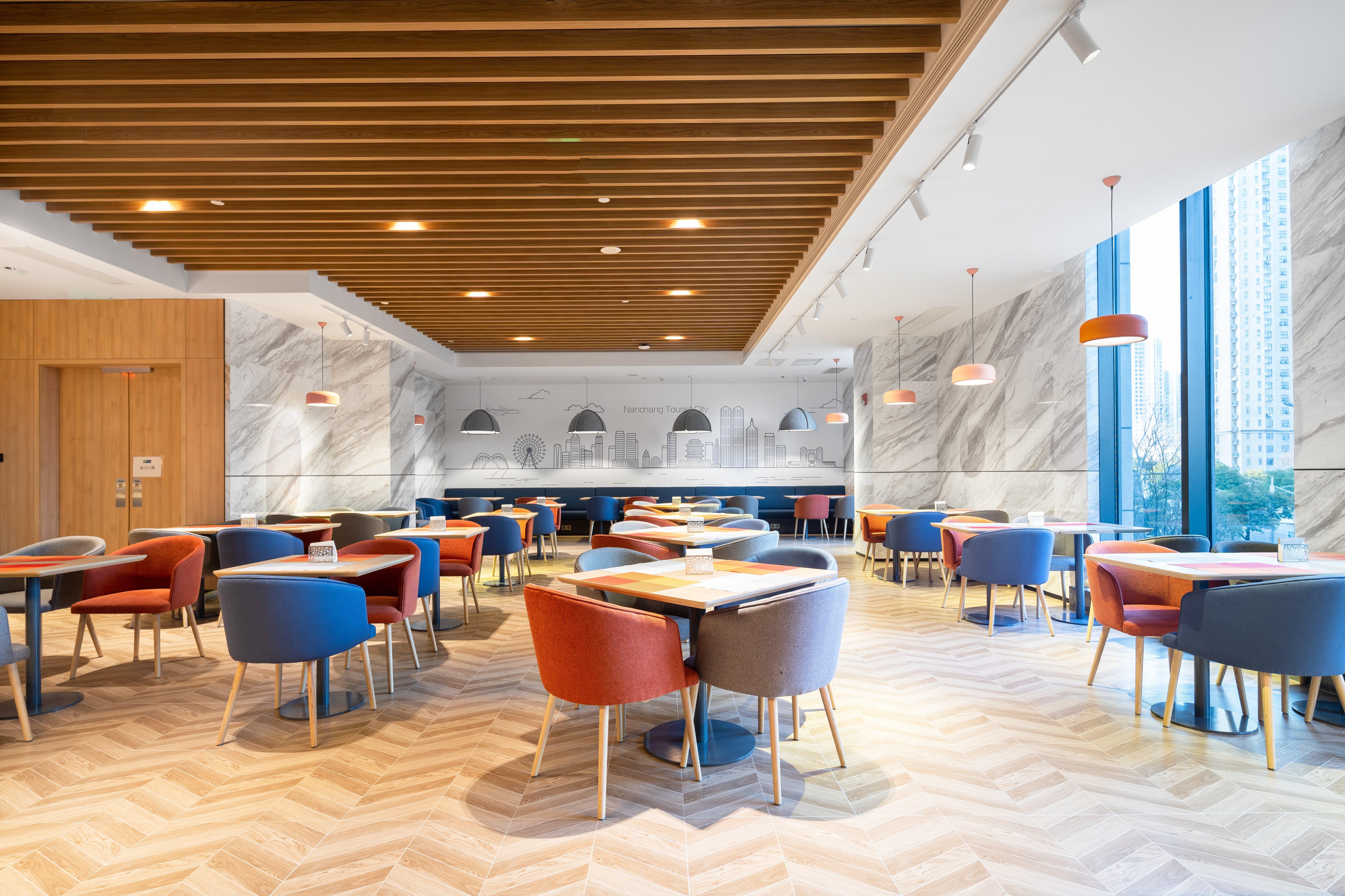 Holiday Inn Express Nanchang Riverside By Ihg Esterno foto