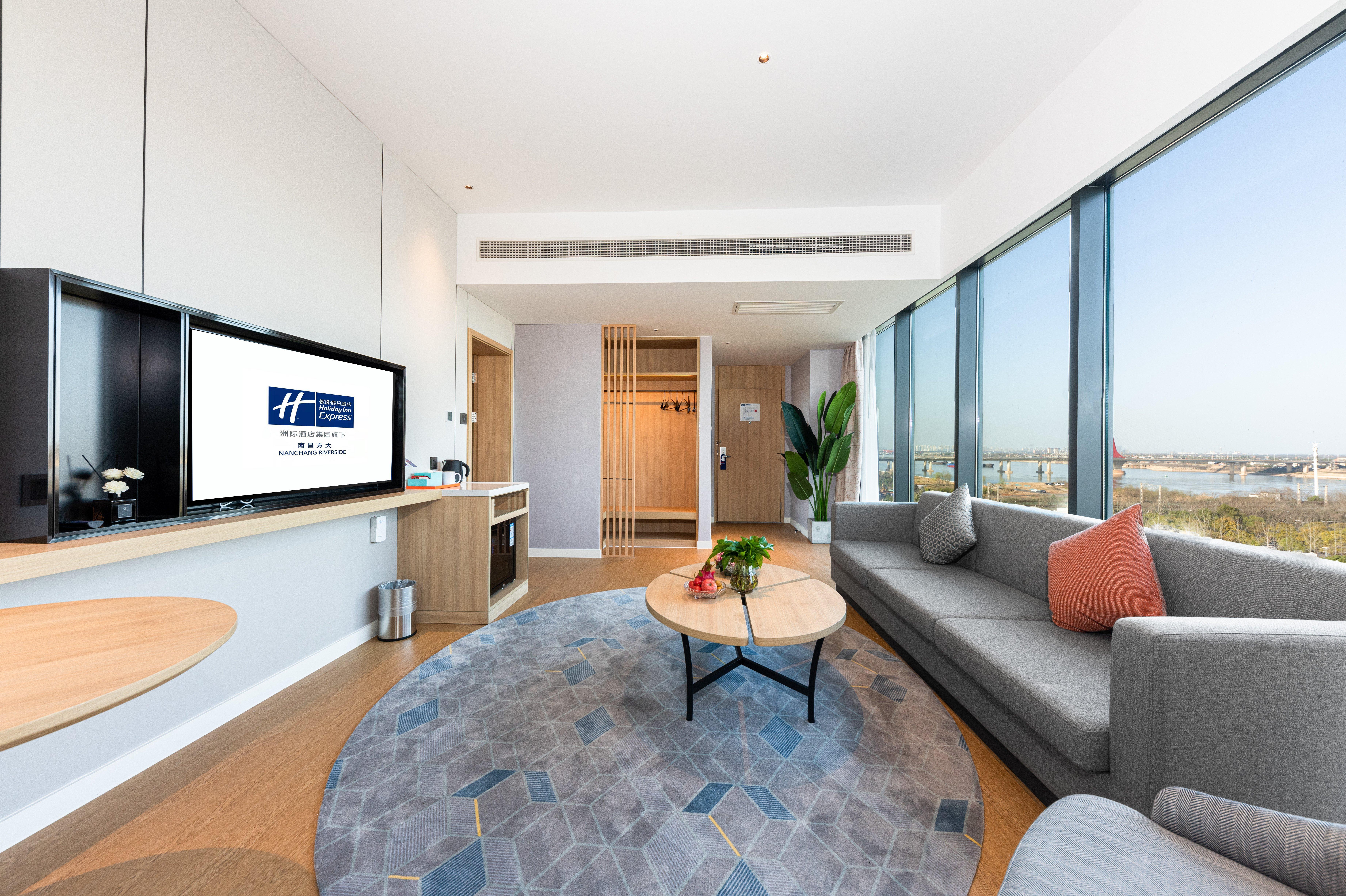 Holiday Inn Express Nanchang Riverside By Ihg Esterno foto